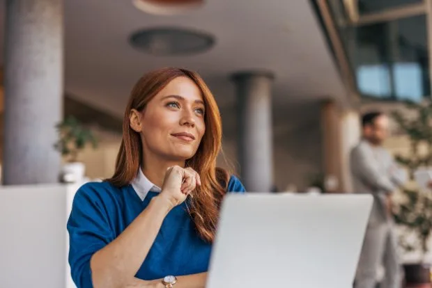 Une conseillère service client au travail sur Gorgias